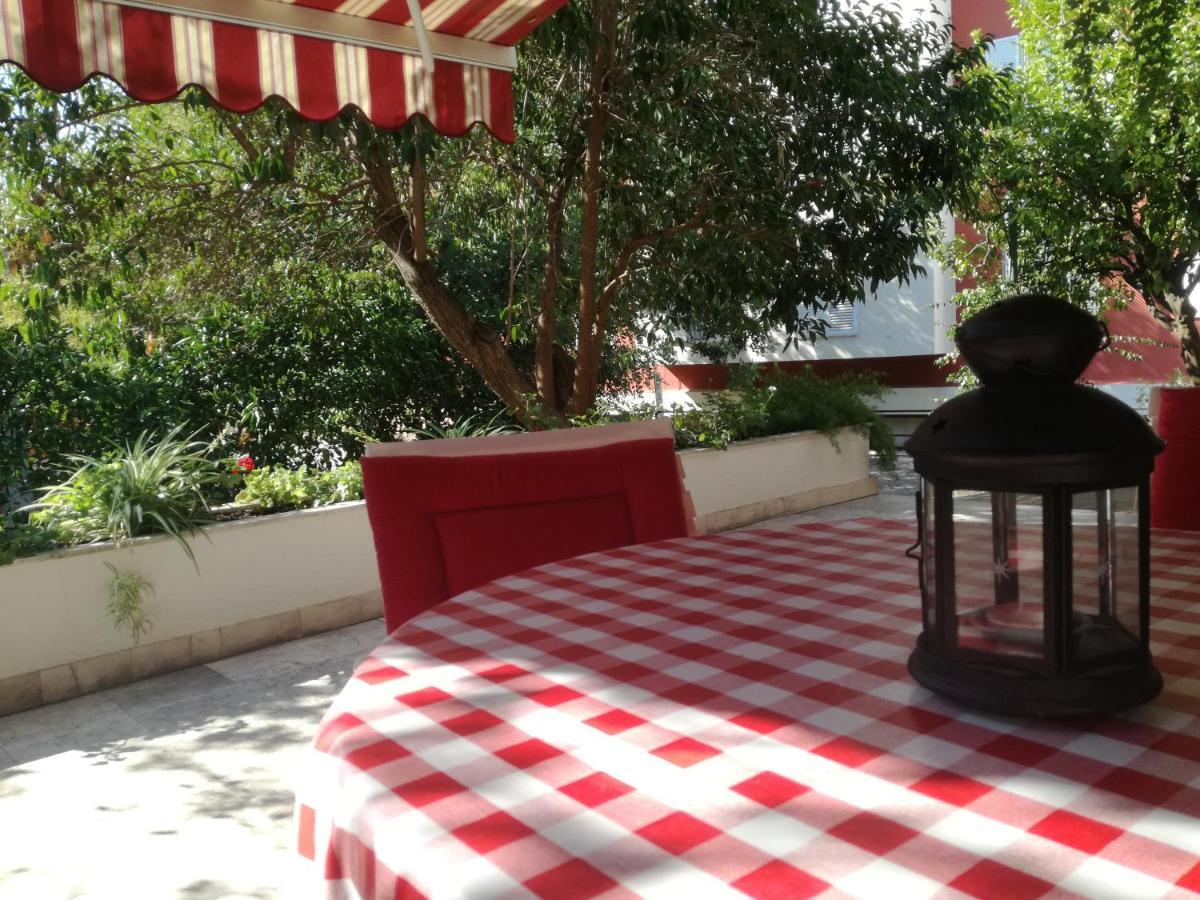 Apartment Petrovic Korčula Eksteriør billede